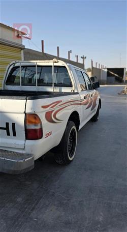 ميتسوبيشي L200